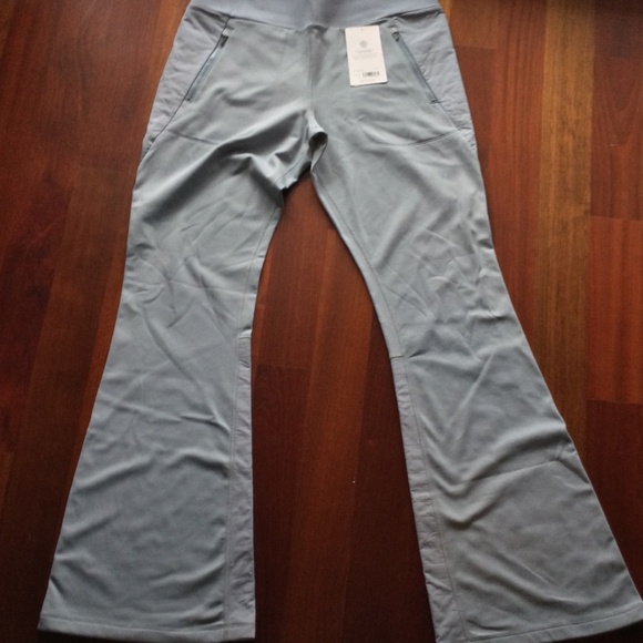 Athleta Hybrid Fleece Pants - Picture 4 of 7